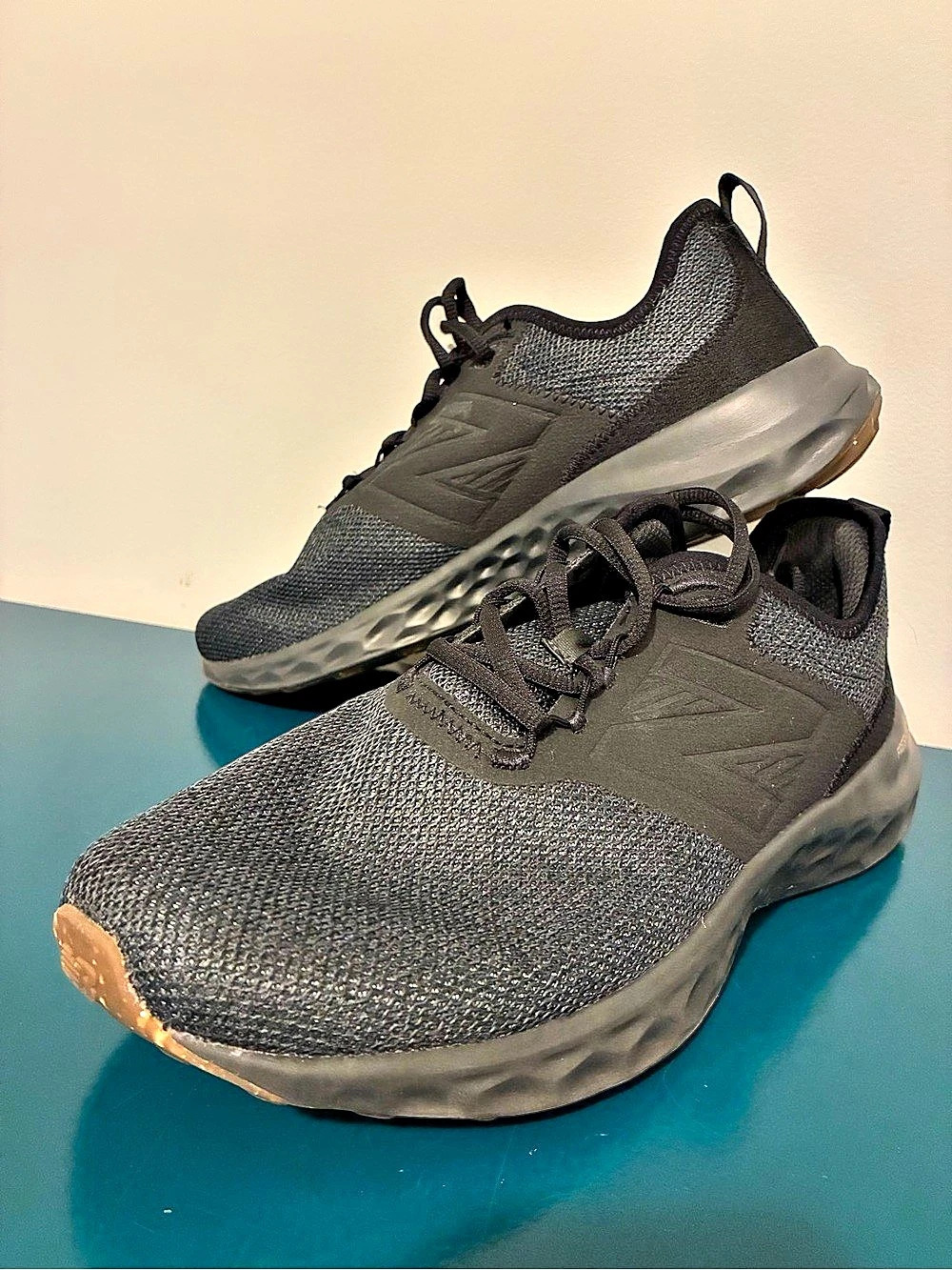 New Balance Fresh Foam Men's Athletic Shoes US 11 Black